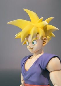 Dragon-Ball-Z-S-H-Figuarts-Son-Gohan-Japanese-Version-BANDAI-Bonecos-Dragon-Ball-Z-Original (1)